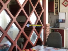 apartament-3-camere-decomandat-finisat-si-mobilat-de-vanzare-ultracentral-in-centru-2